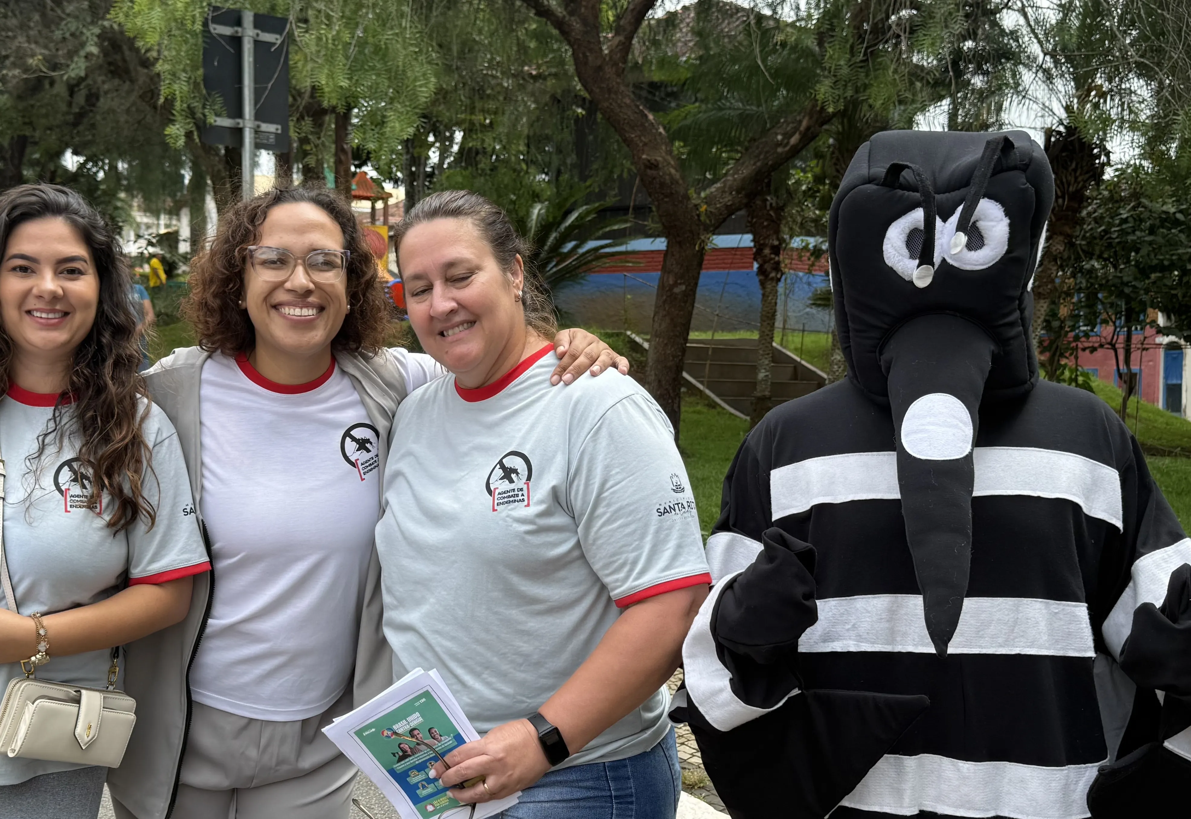 DIA D DE COMBATE À DENGUE